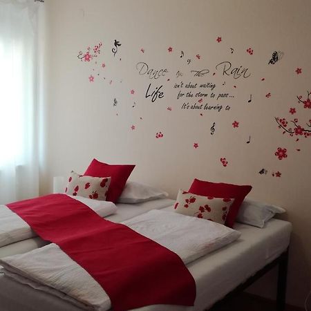 Apartma Ema Izola Eksteriør billede